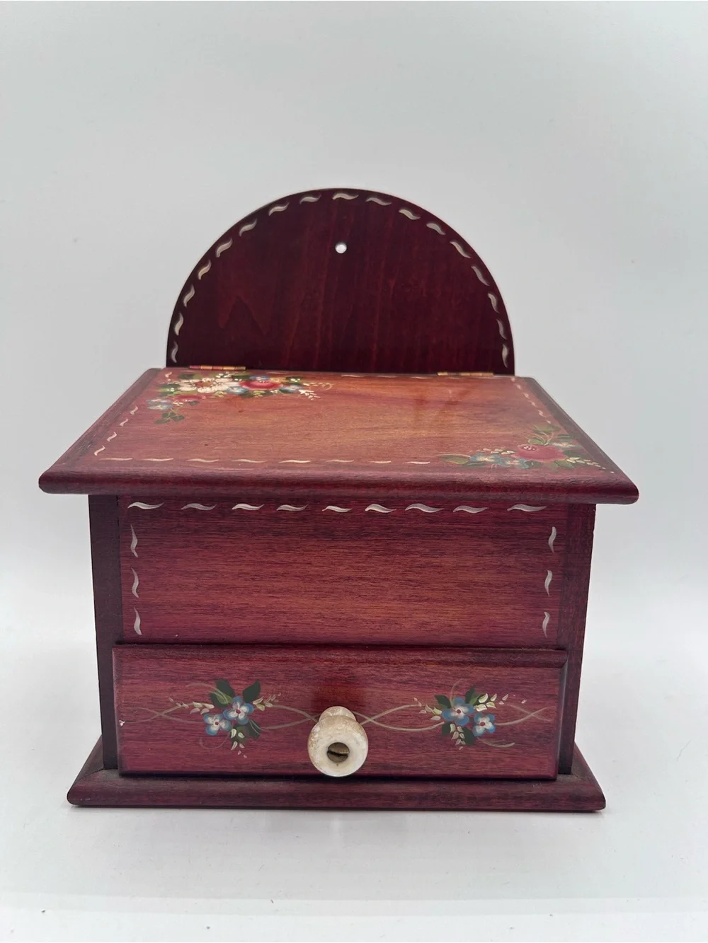 Vintage 80s Solid Wooden Folk Art Hand Painted Lidded Storage Box Hand Painted